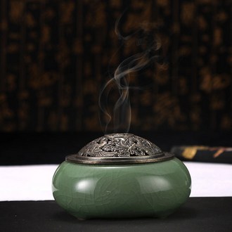 精龙 龙泉青瓷香薰炉 18款 9.8元包邮 精龙 龙泉青瓷香薰炉 18款 9.8元包邮