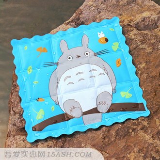 飞天饰品 卡通学生冰垫坐垫 5.2元包邮