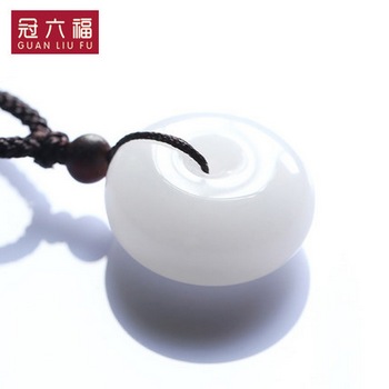 冠六福新疆昆仑子玉平安扣